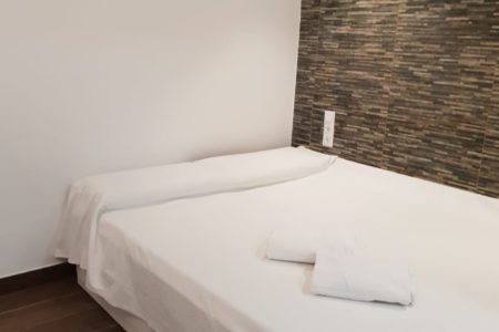 style train center sofacama 450×300 1